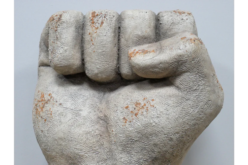 Fist Side Table / Plant Stand - 10753