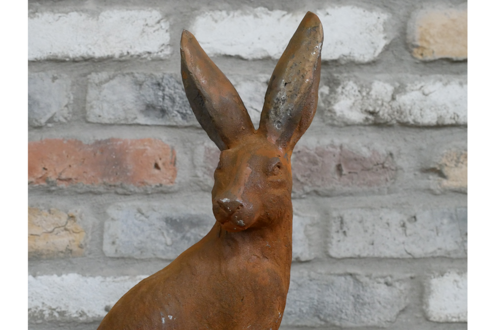 Cast Iron Rusty Rabbit - 11216