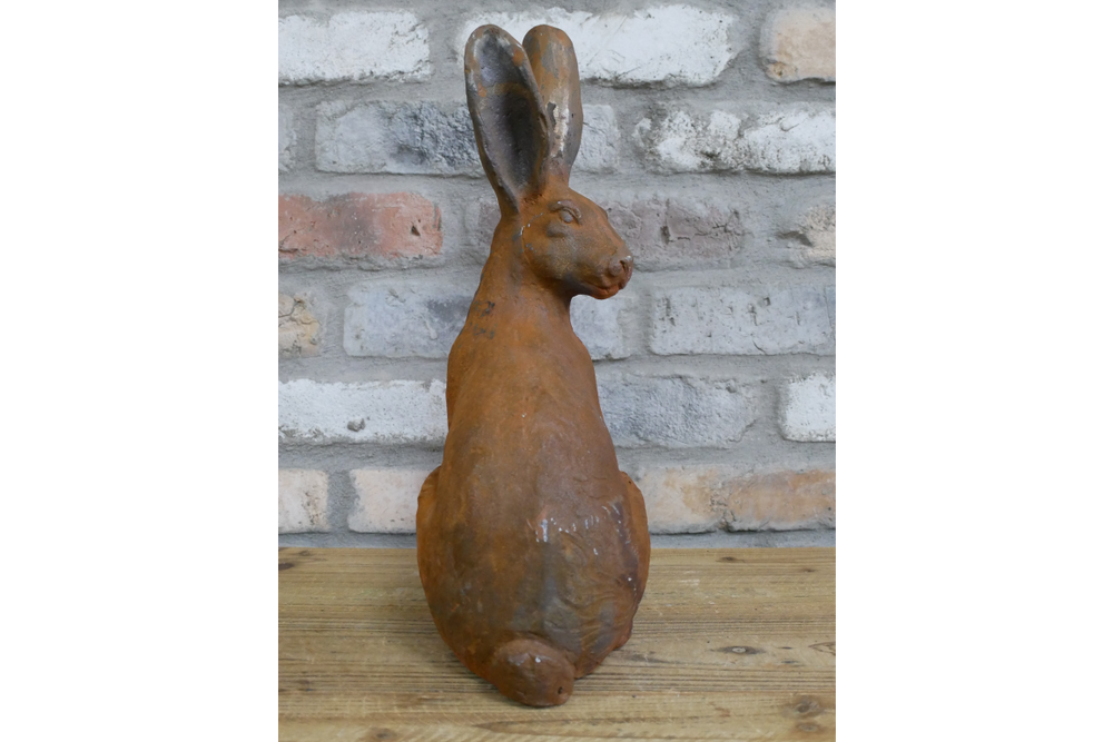 Cast Iron Rusty Rabbit - 11216