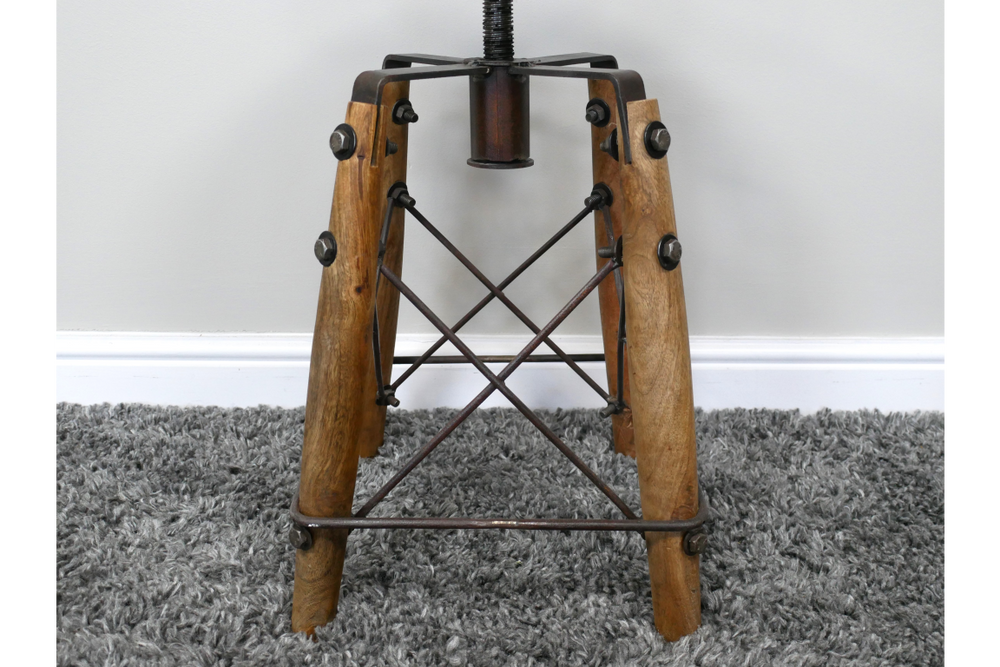 Adjustable Industrial Stool - 11284