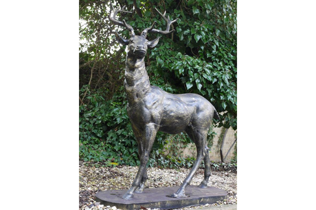 Standing Stag (Looking Right) - 1161