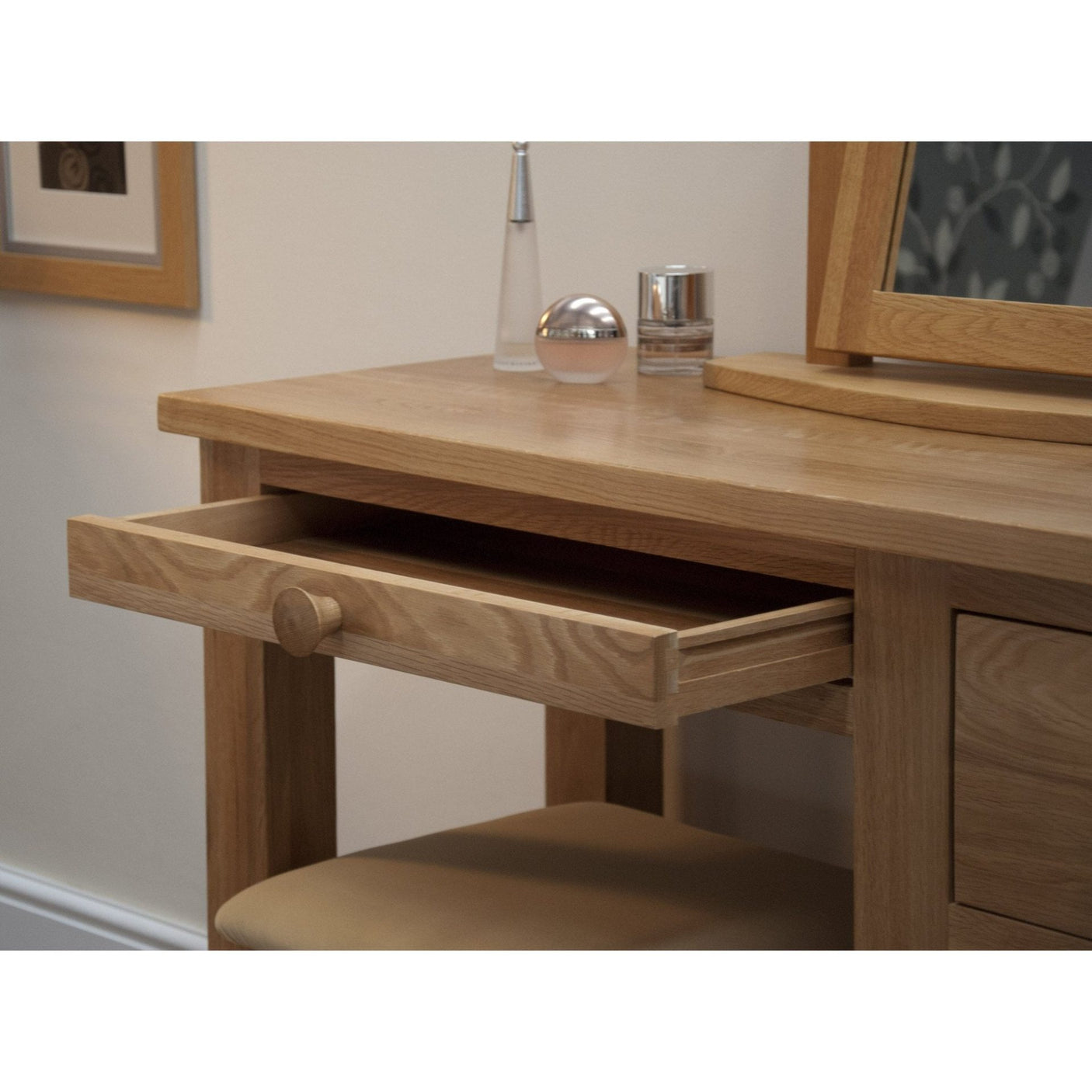 Torino Dressing Table And Stool
