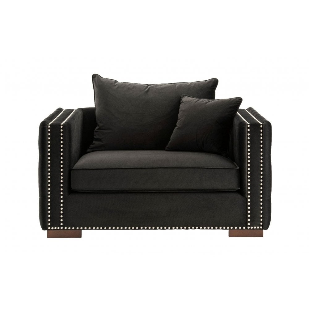 Moscow Snuggle Chair