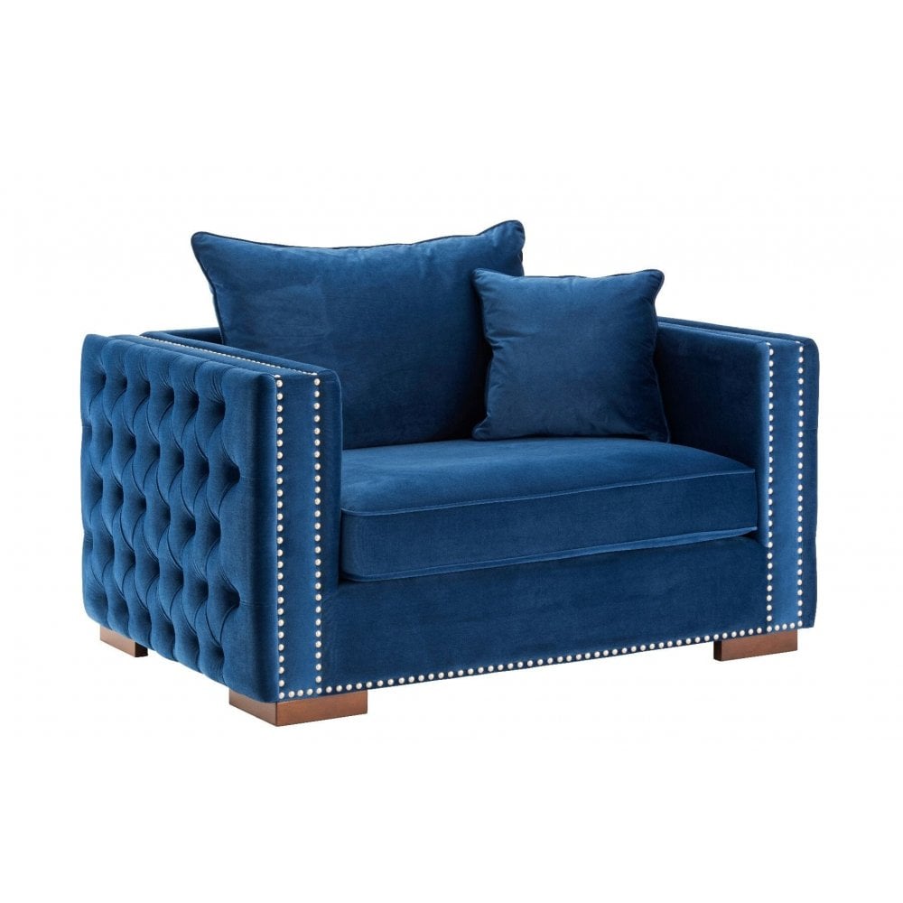 Moscow Snuggle Chair