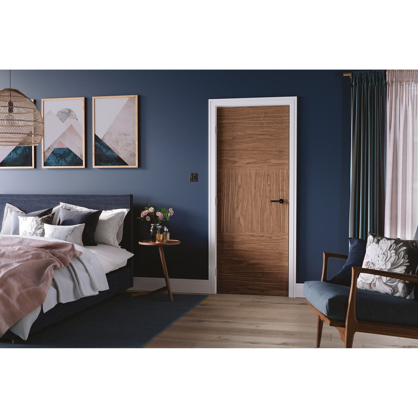 Walnut Tres Door