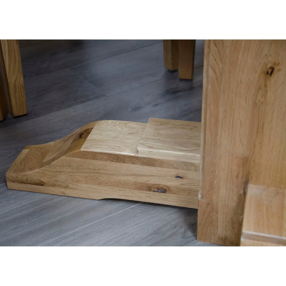 Deluxe Round Extending Table 1250+(1x550)