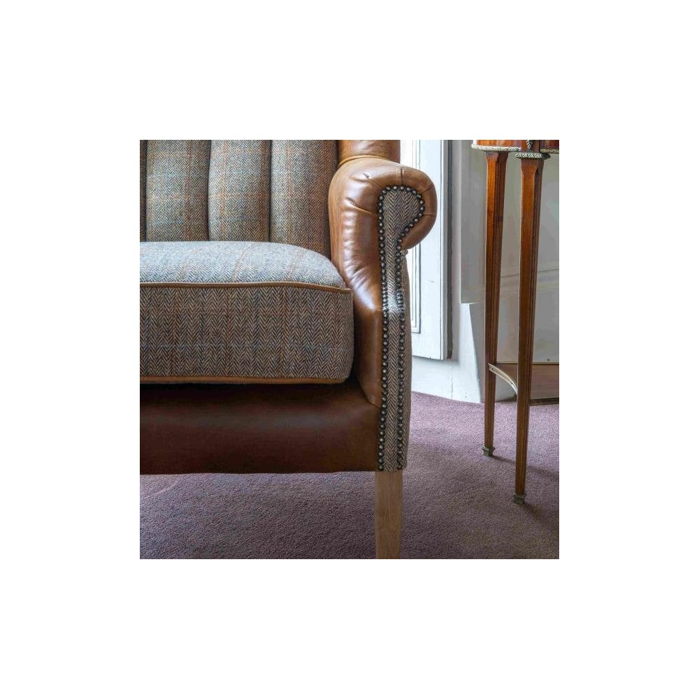 Fluted Wing Armchair (3HTW Hunting Lodge)