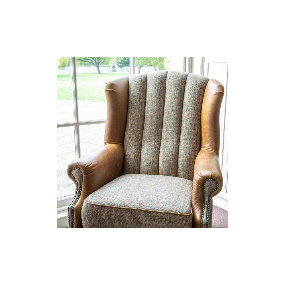 Fluted Wing Armchair (3HTW Hunting Lodge)