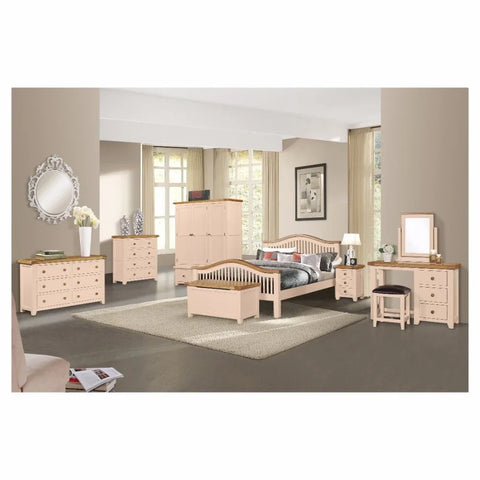 Juliet Curved Bed 4ft6