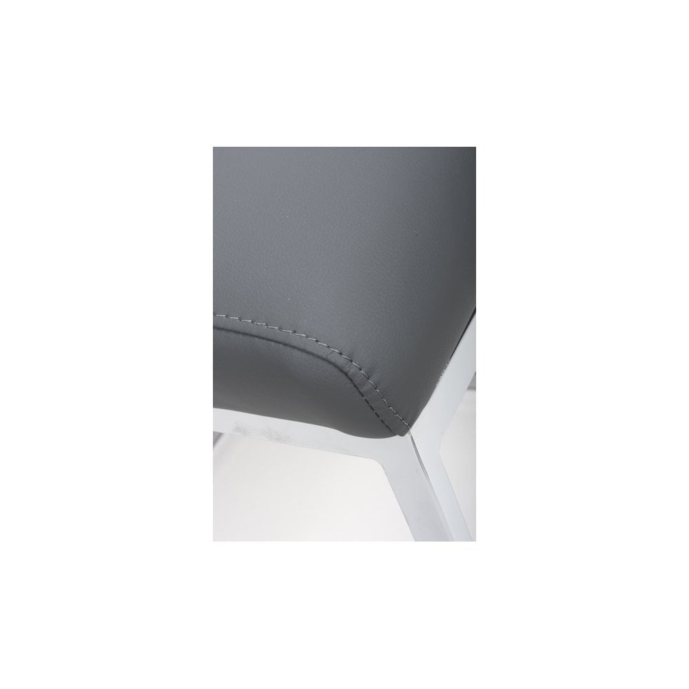 Pair of Seattle Chairs Taupe