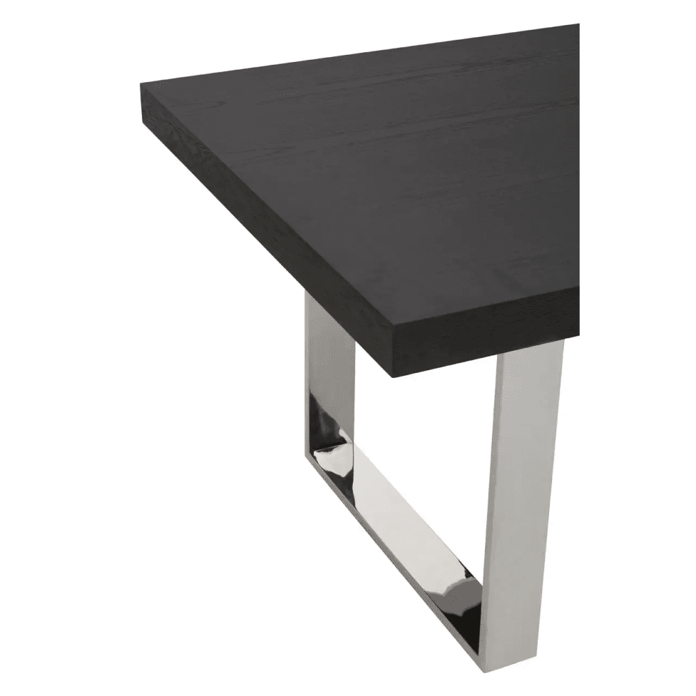 Oakwood Dining Table