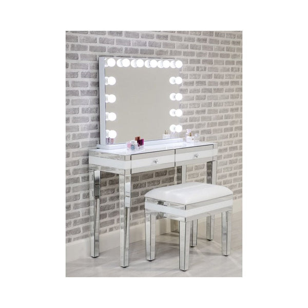 Hollywood Mirror 650mm x 800mm Landscape