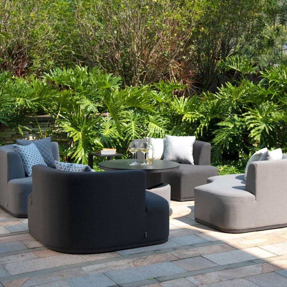 Snug Lifestyle Suite with Rising Table