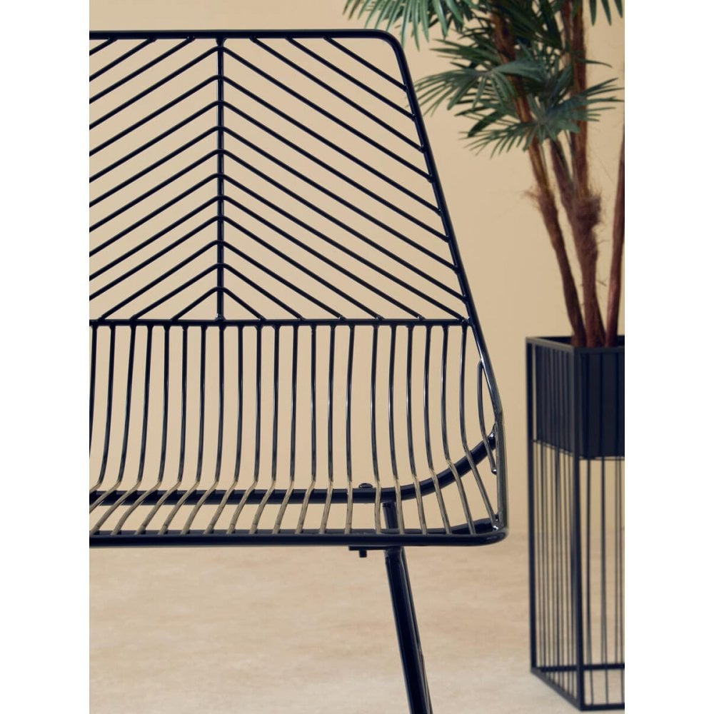 Diston Black Tapered Wire Chair