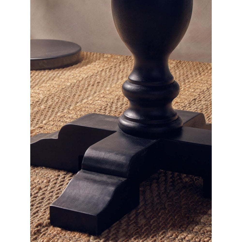Elmwood Oak Wood Round Table