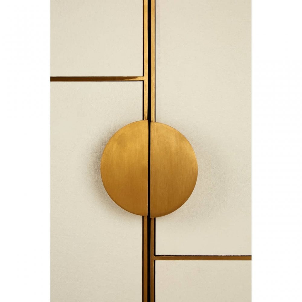 Tessa Cabinet