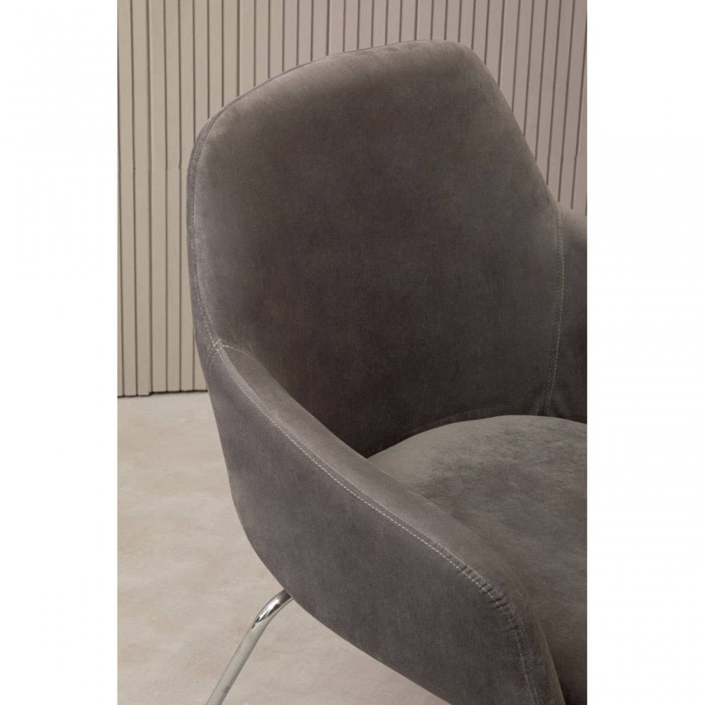 Nexus Chair