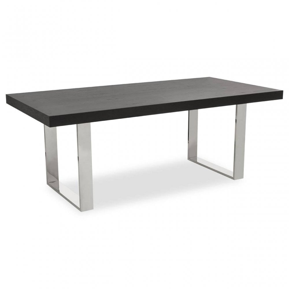 Oakwood Dining Table