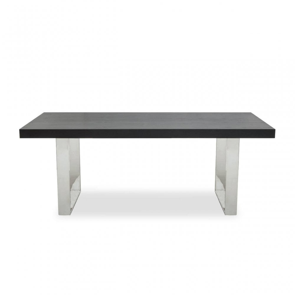 Oakwood Dining Table