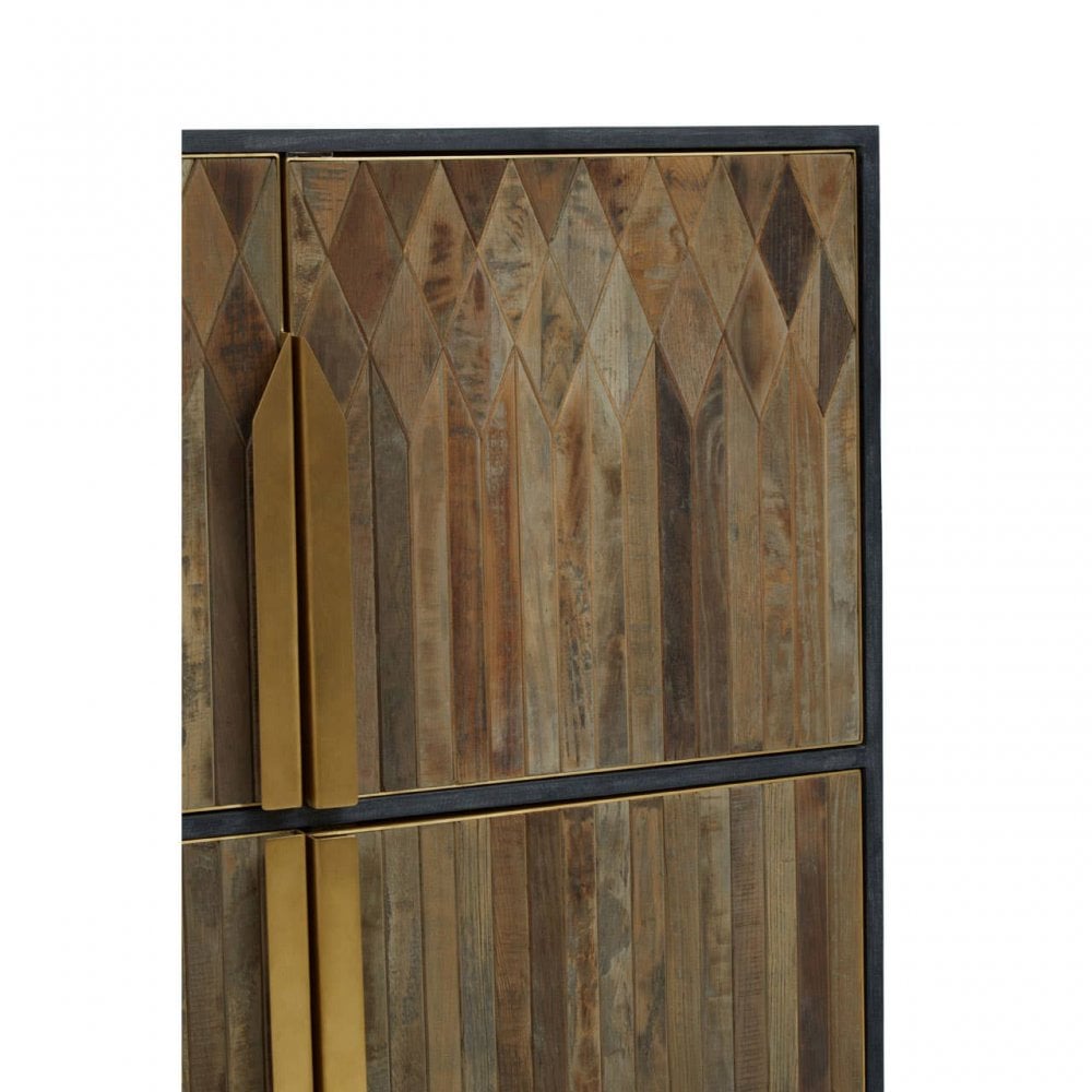 Darian Cabinet
