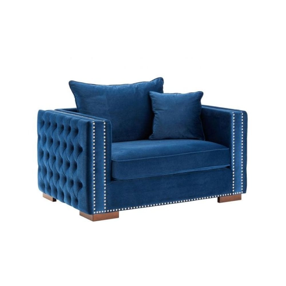 Moscow Snuggle Chair