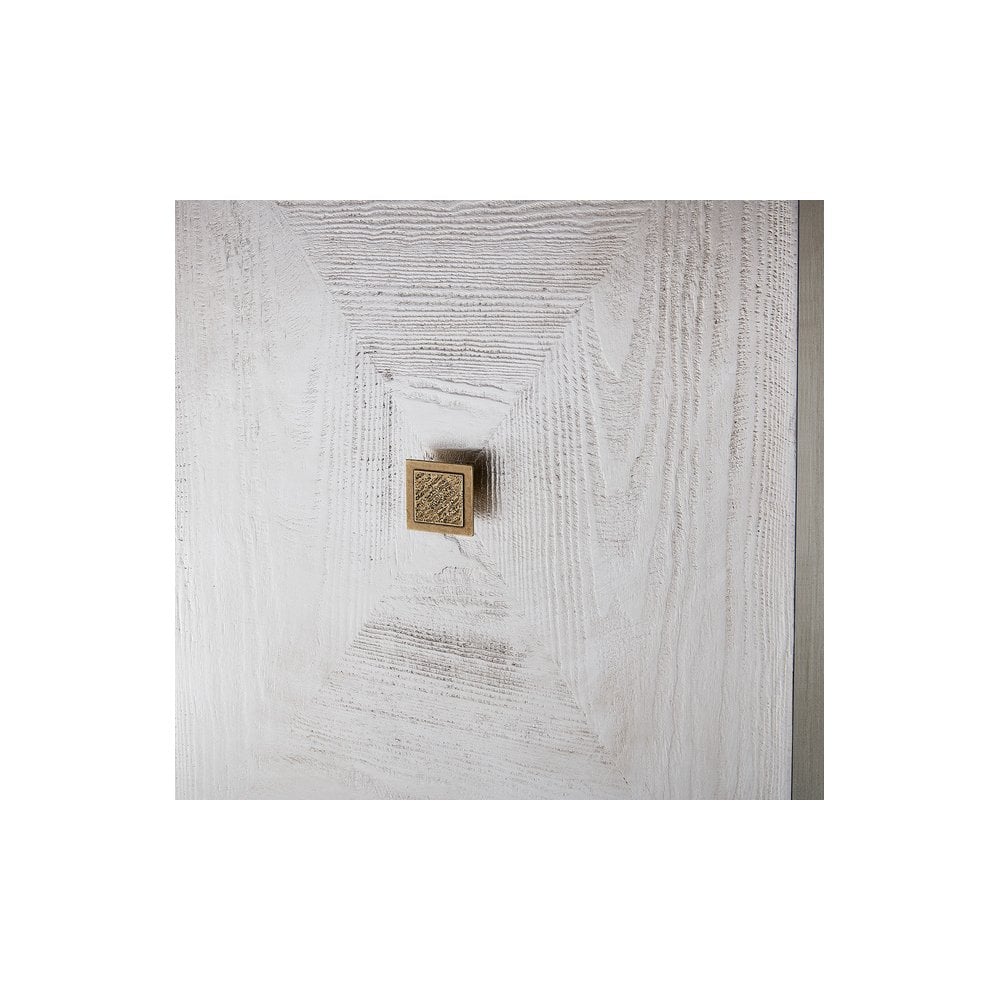 Nova 2 Door Chest