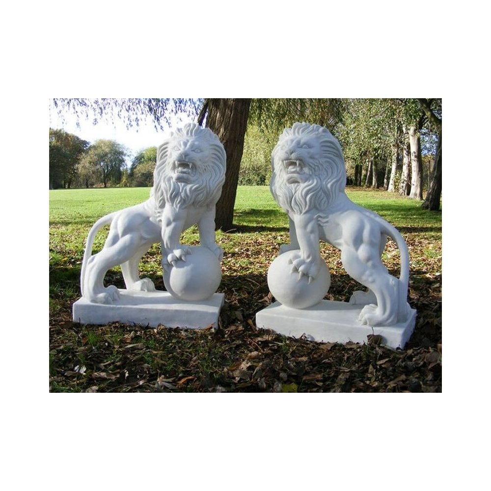 Set of 2 Lion Statues