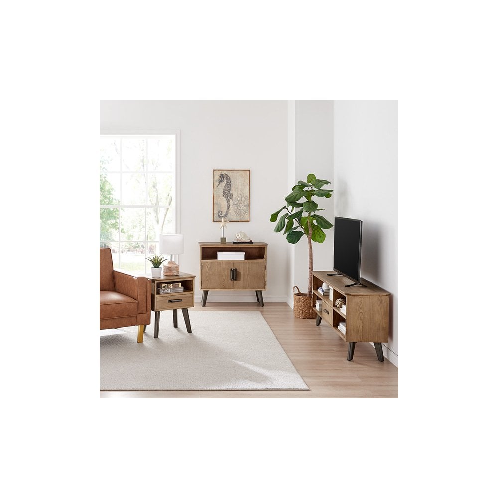 Soho TV Unit