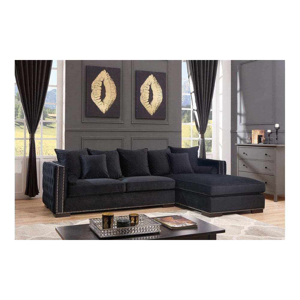 Black Moscow Corner Suite