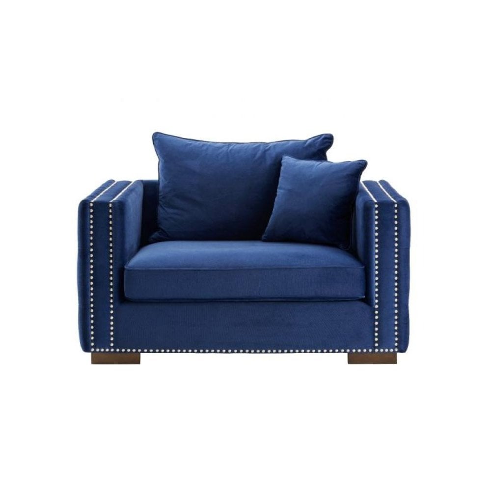 Moscow Snuggle Chair