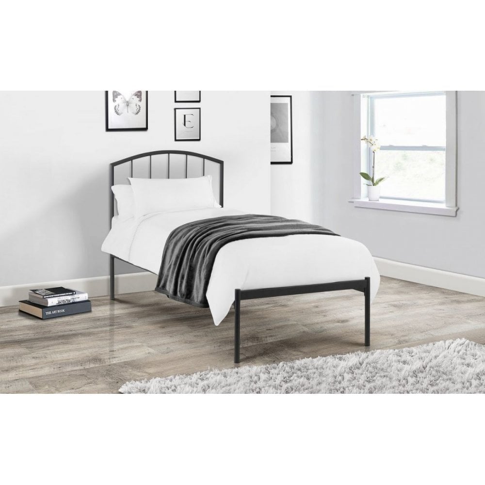 Onyx Bed