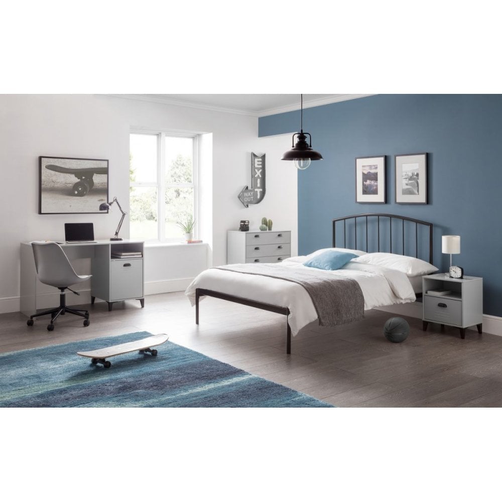 Onyx Bed
