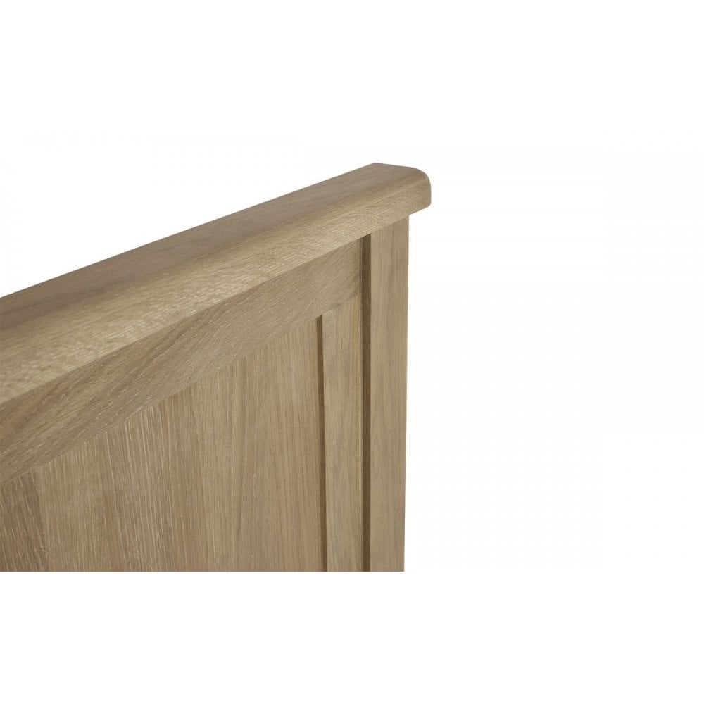 Memphis Limed Oak Bed