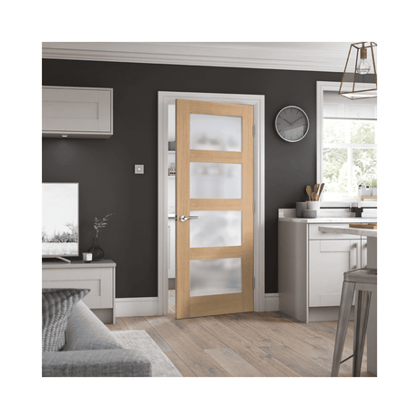 Oak Shaker Glazed 4L Frosted Door