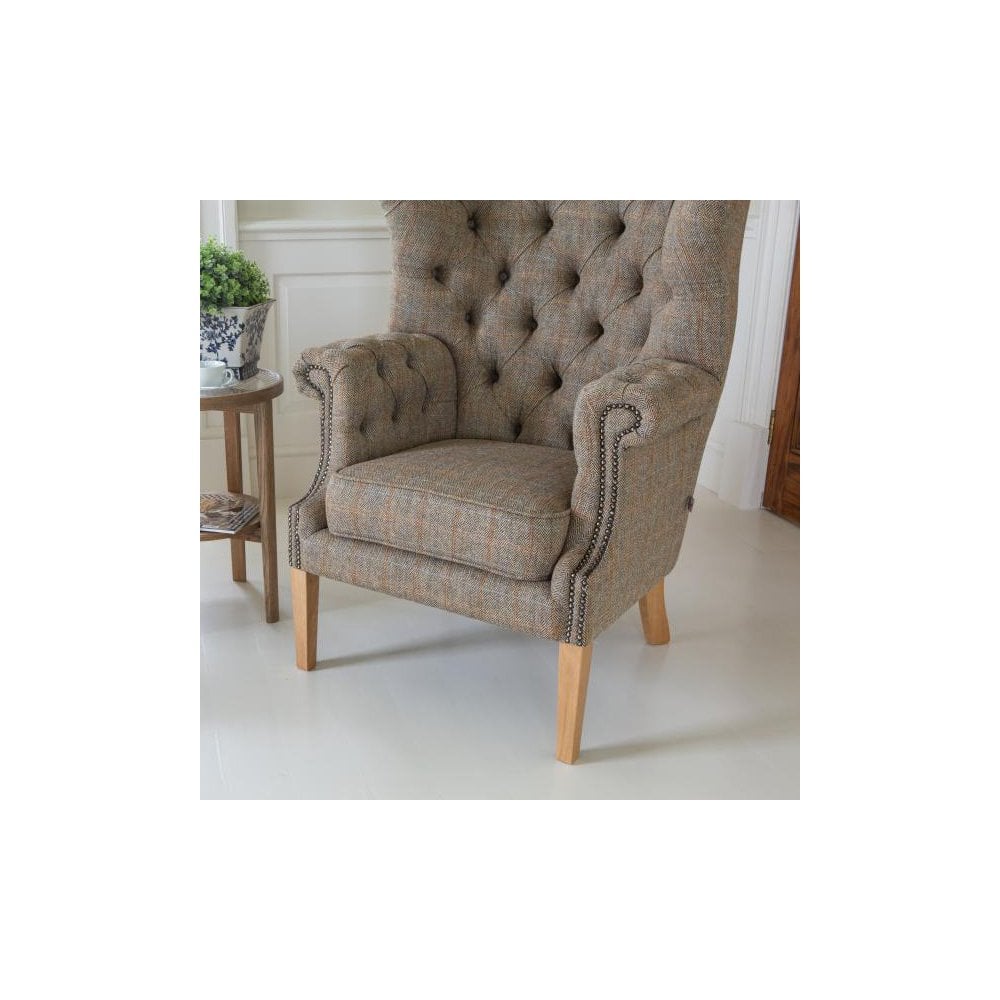 Kensington Deluxe Chair with Buttoned Arms (3HTW Hunting Lodge & Tan Leather)