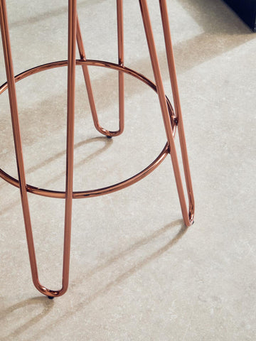 Luxe Fur Hairpin Stool