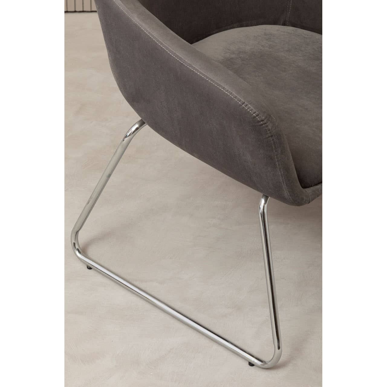 Luxe Chrome Leg Chair