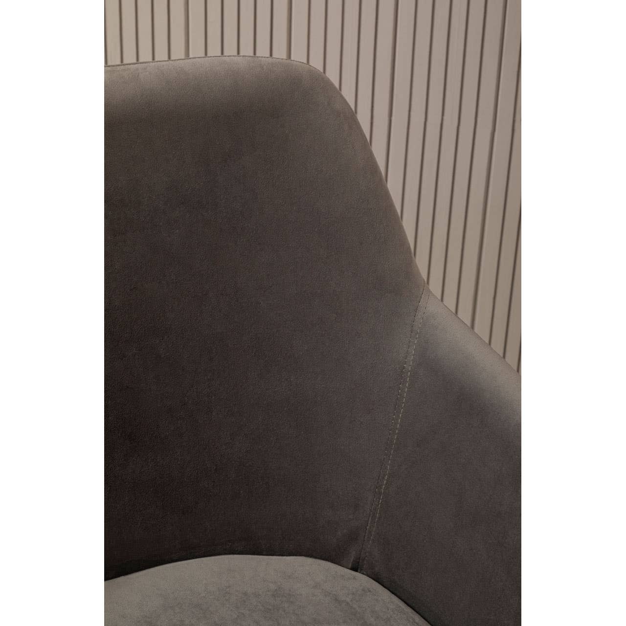 Luxe Chrome Leg Chair