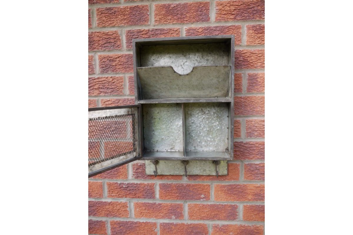 Wall Storage Unit