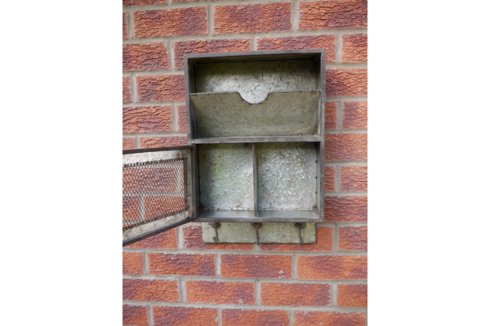 Wall Storage Unit - 3169