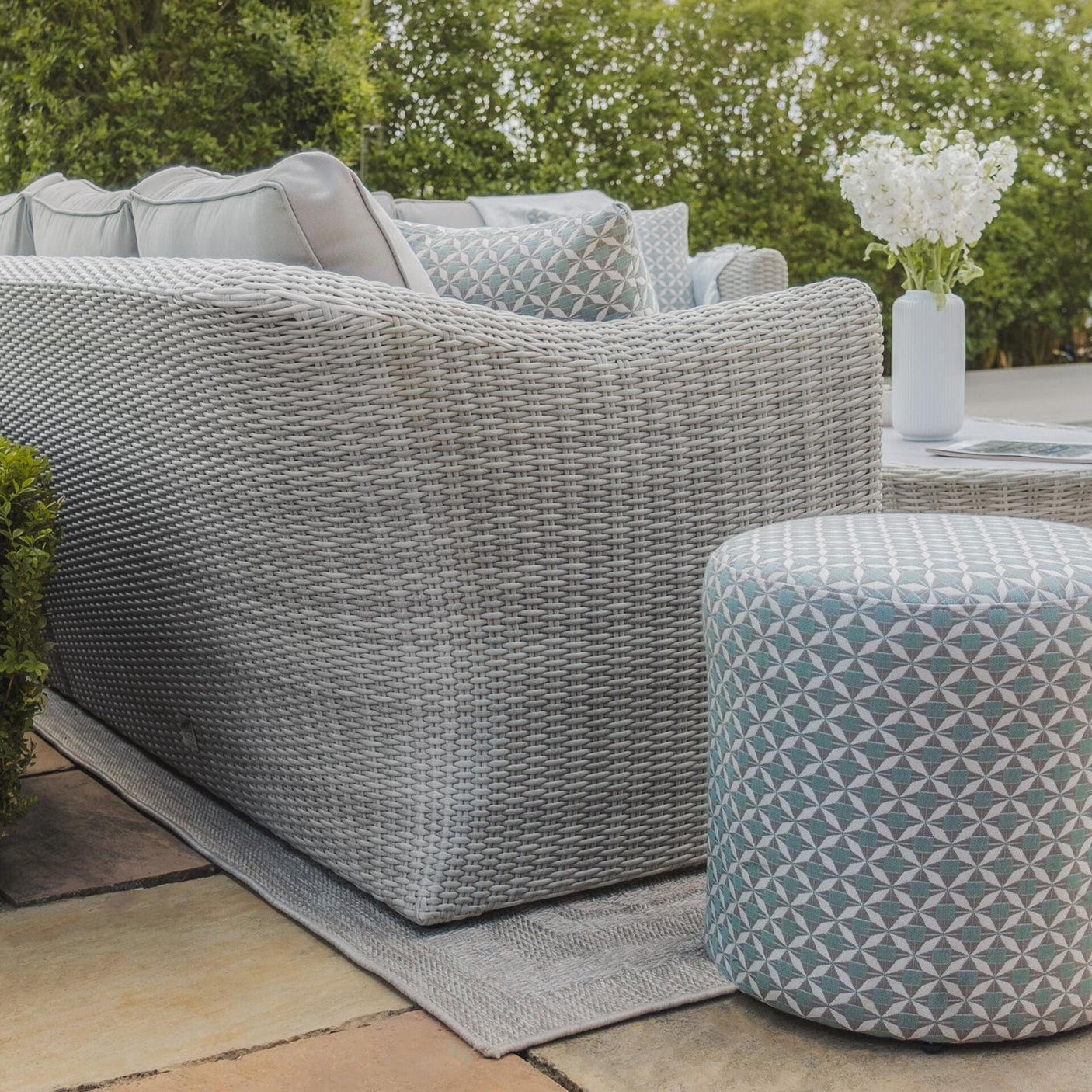 Oxford Small Corner Group - Ceramic Top