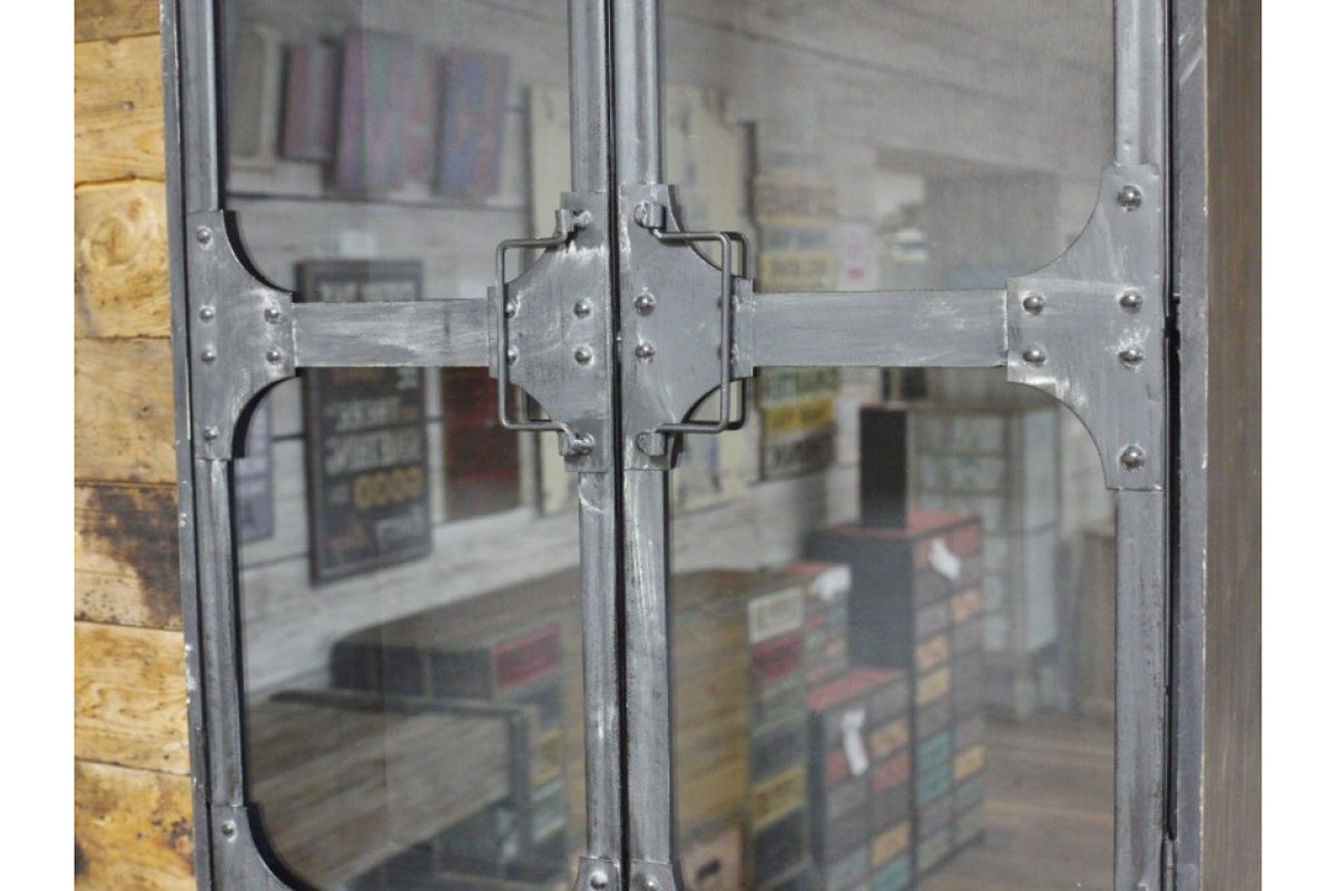 Wall Cabinet