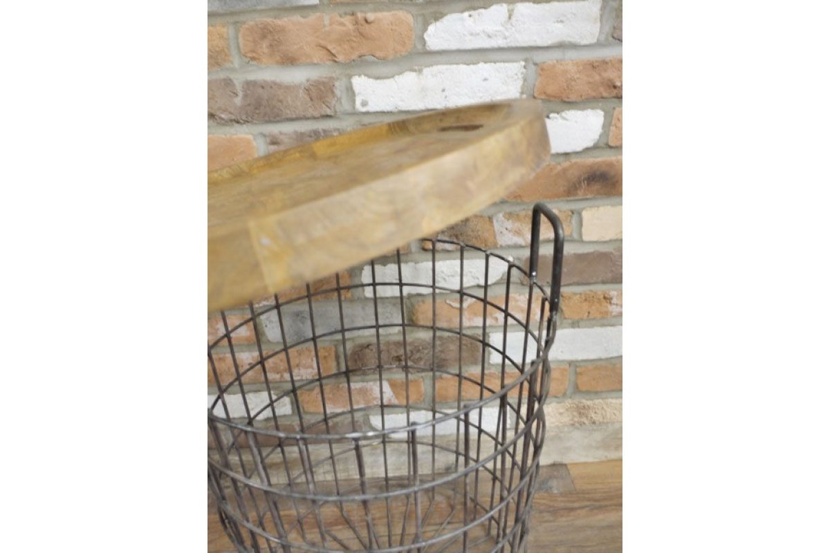Basket / Table