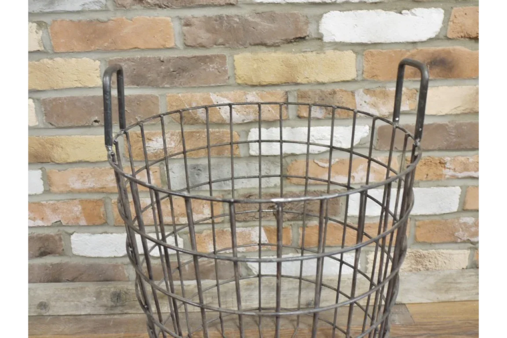 Basket / Table - 4772