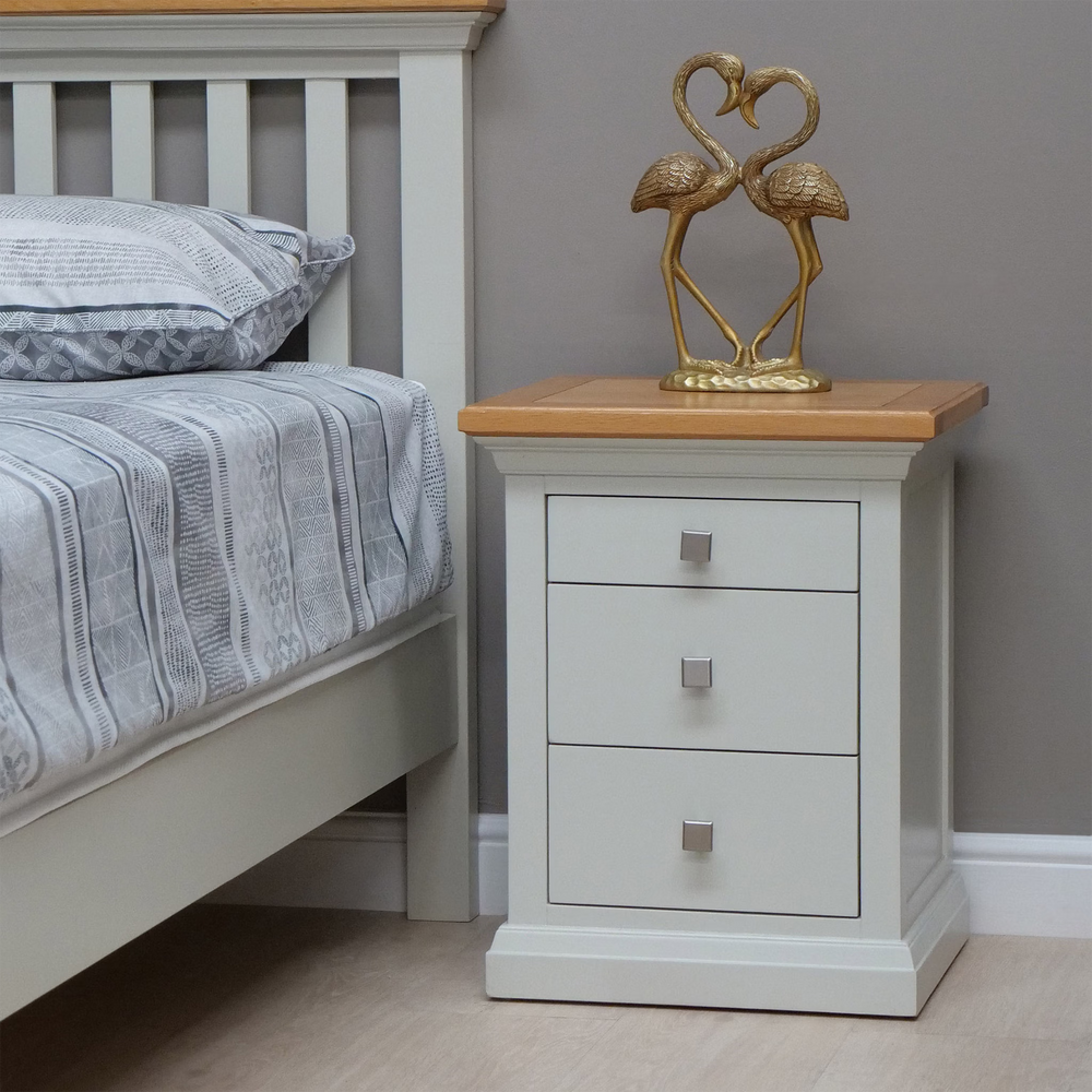 Cotswold 3 Drw Bedside