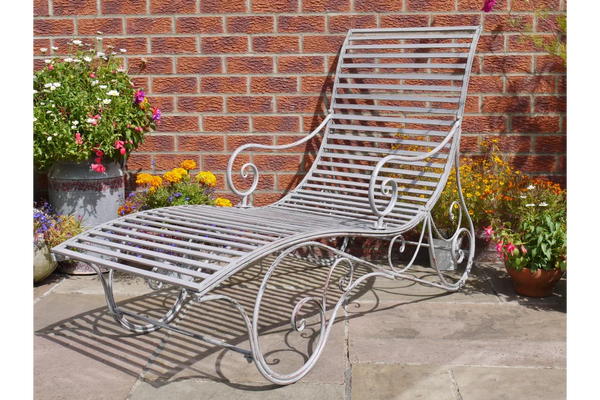 Antique Grey Lounger - 5422