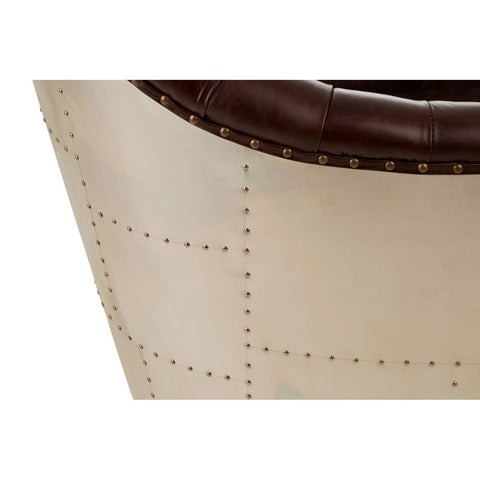 Luxe Buttoned Leather Armchair