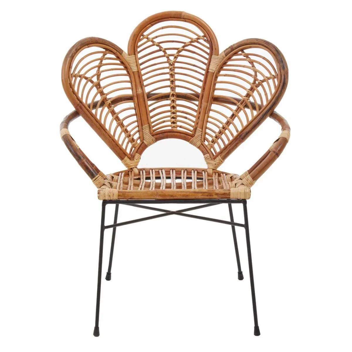 Natural rattan accent chair with petal-shaped backrest and black metal legs