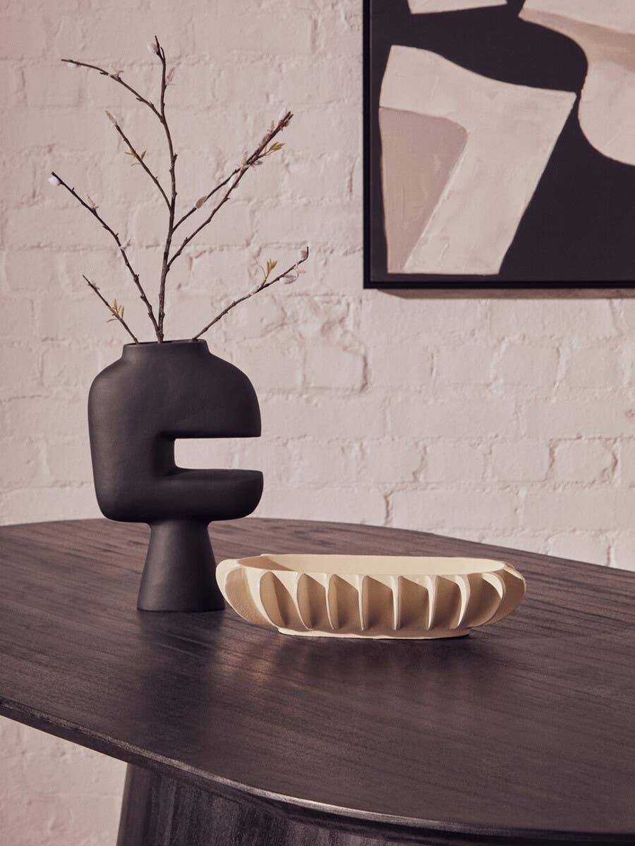 Sustainable Mango Wood Dining Table