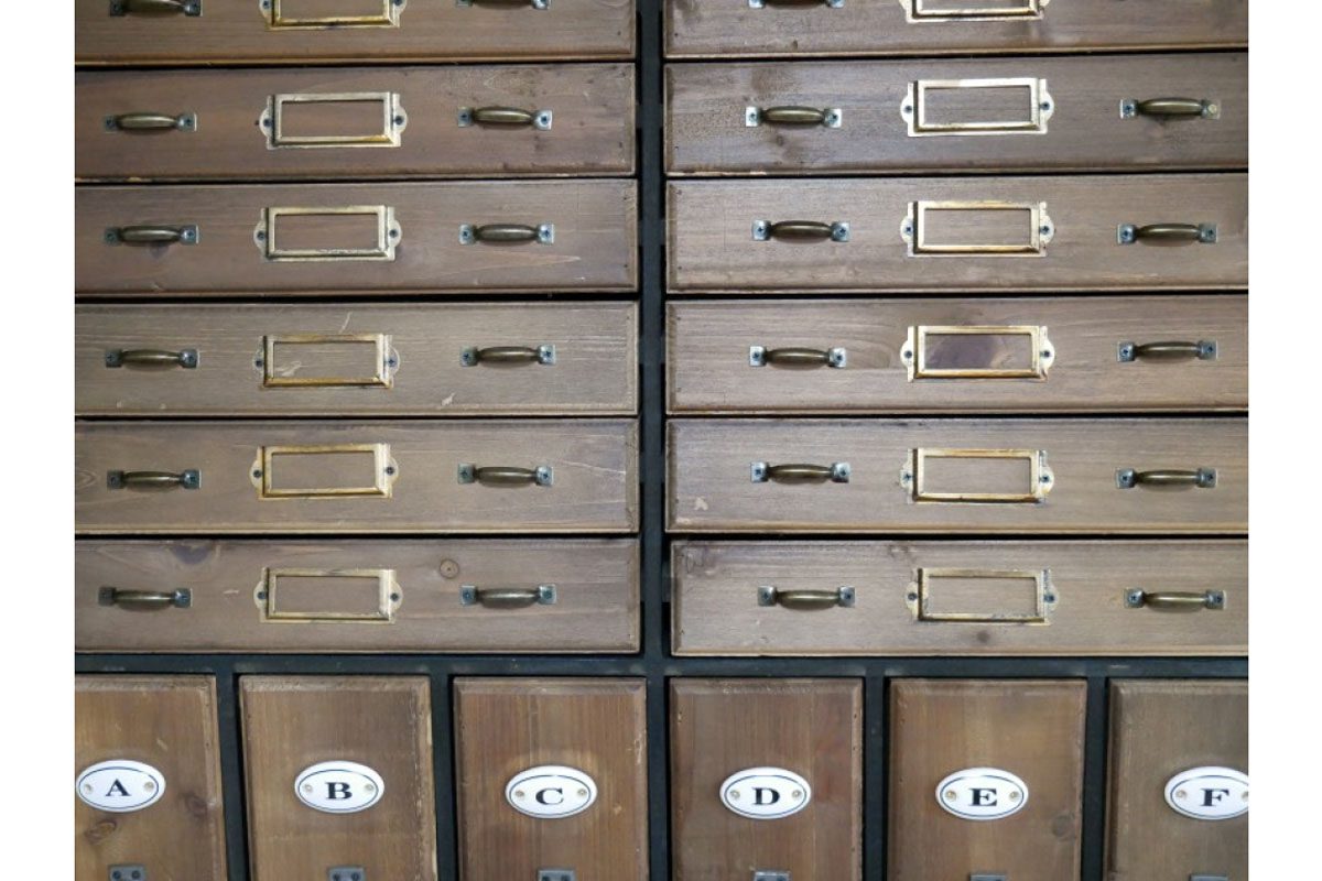 Wall Storage Unit